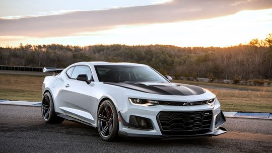 Vídeo: Chevrolet Camaro ZL1 1LE 2018 bate recorde em Nürburgring 