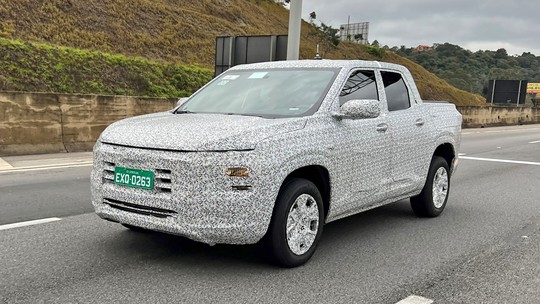 Chevrolet testa nova Montana "básica" com faróis simples e calotas