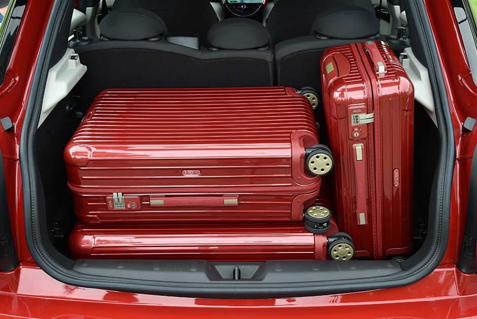 Mini Cooper com cinco portas