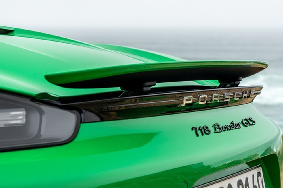 Spoiler é acionado automaticamente aos 120 km/h (Foto: Divulgação) — Foto: Auto Esporte