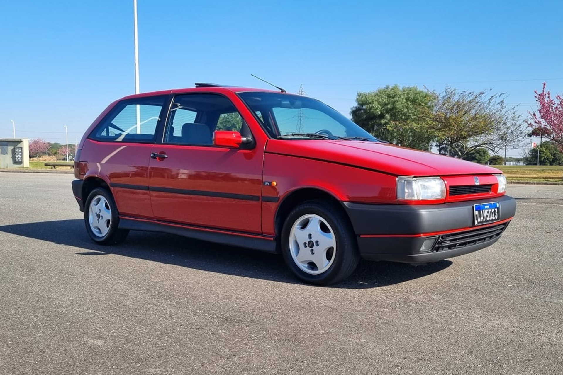 Achado usado: Fiat Tipo Sedicivalvole é esportivo raro a preço de Argo 0 km