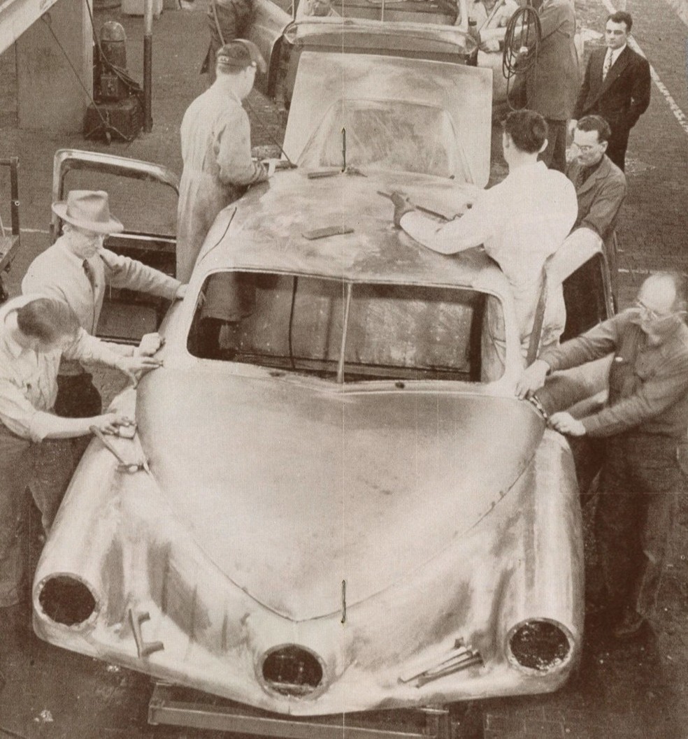 Tucker ainda era apenas um esboço quando Preston conseguiu apoio financeiro — Foto: National Automotive Heritage Collection