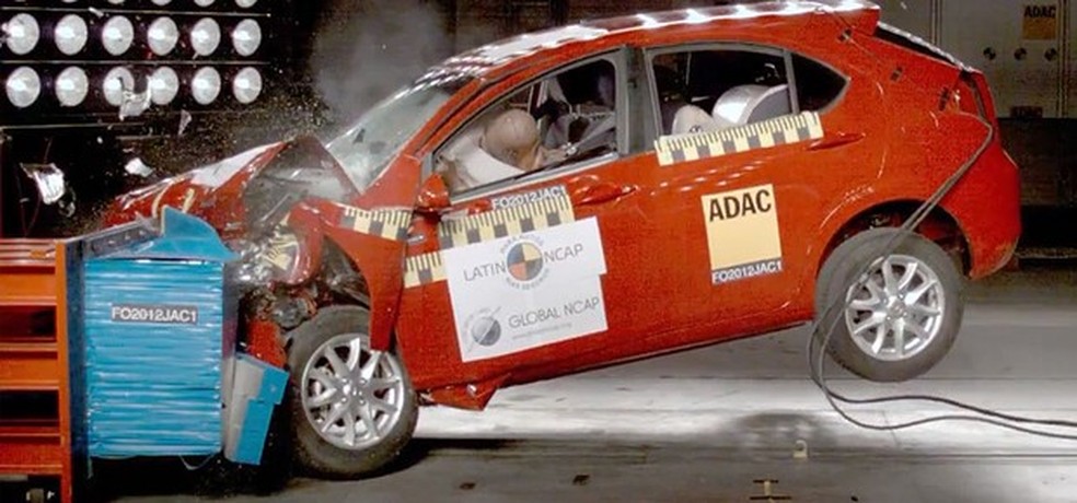 JAC J3 em crash test realizado pelo Latin NCAP (Foto: Divulgação/Latin NCAP) — Foto: Auto Esporte
