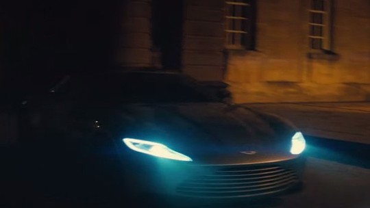 Aston Martin DB10 aparece no primeiro trailer de "007 contra Spectre"