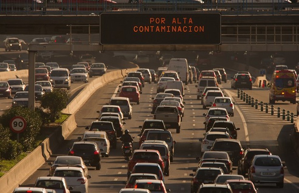 Madri restringirá circulação de carros se poluição piorar (Foto: Denis Doyle/Getty Images News) — Foto: Auto Esporte