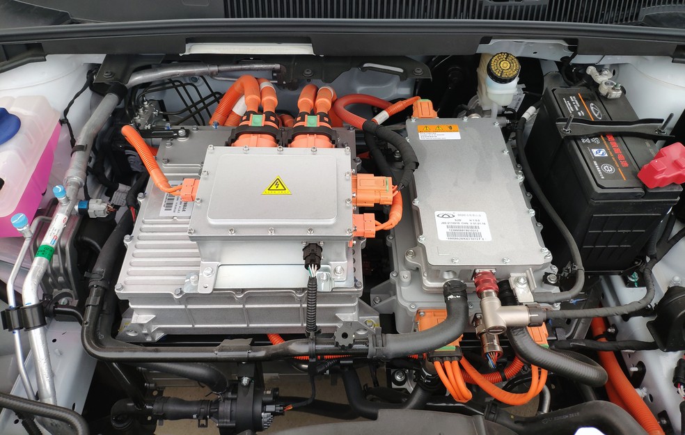 Motor elétrico do Tiggo 2e entrega 129 cv — Foto: André Paixão/G1