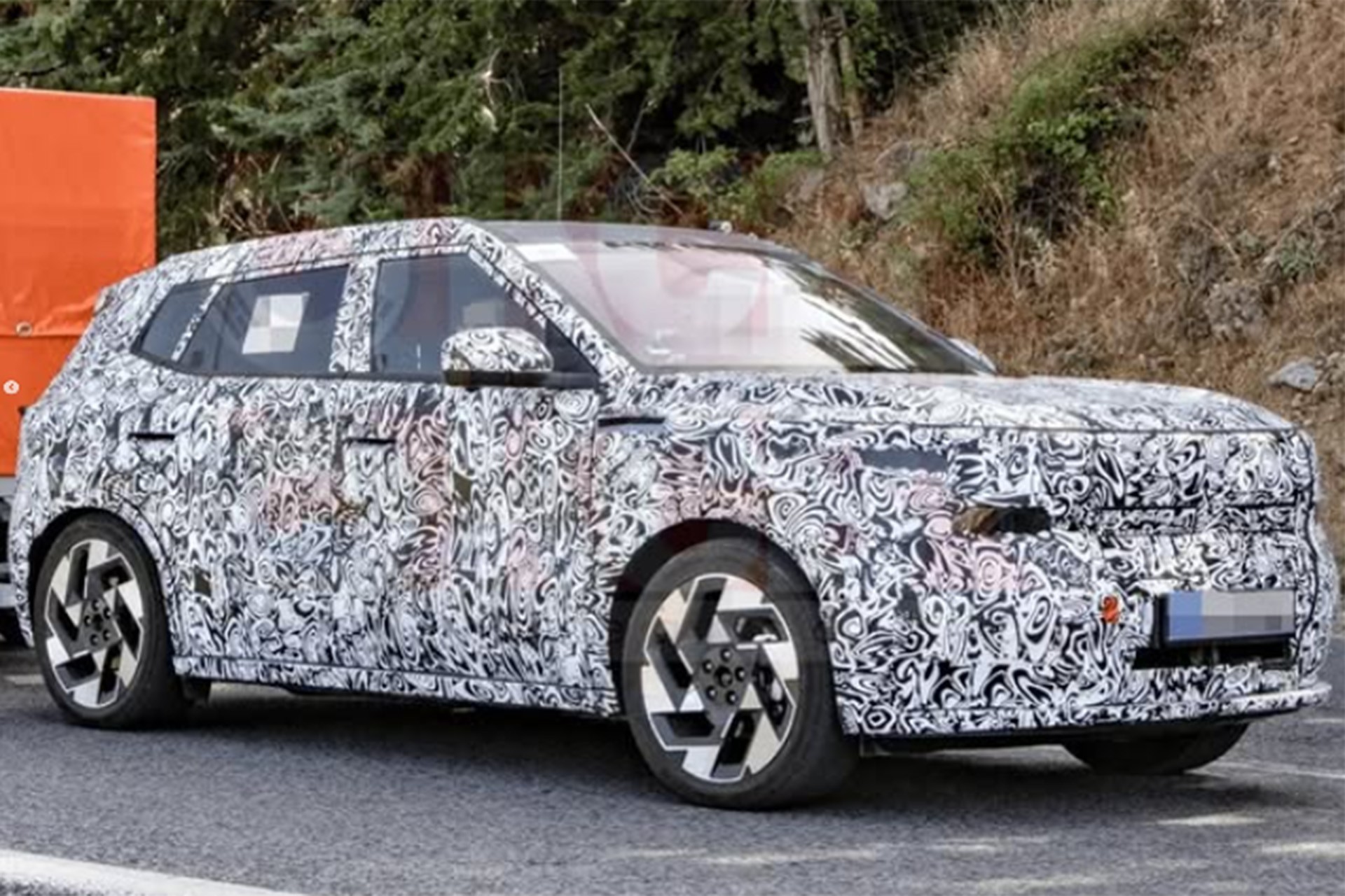 Flagra: novo Hyundai Creta será maior para encarar híbridos de BYD e GWM