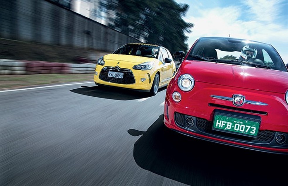 Duelo Fiat 500 Abarth x Citroen DS3 (Foto: Fabio Aro) — Foto: Auto Esporte