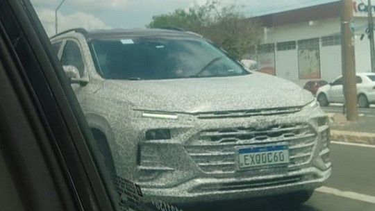 Flagra: novo Chevrolet Tracker será o primeiro híbrido flex da GM no Brasil
