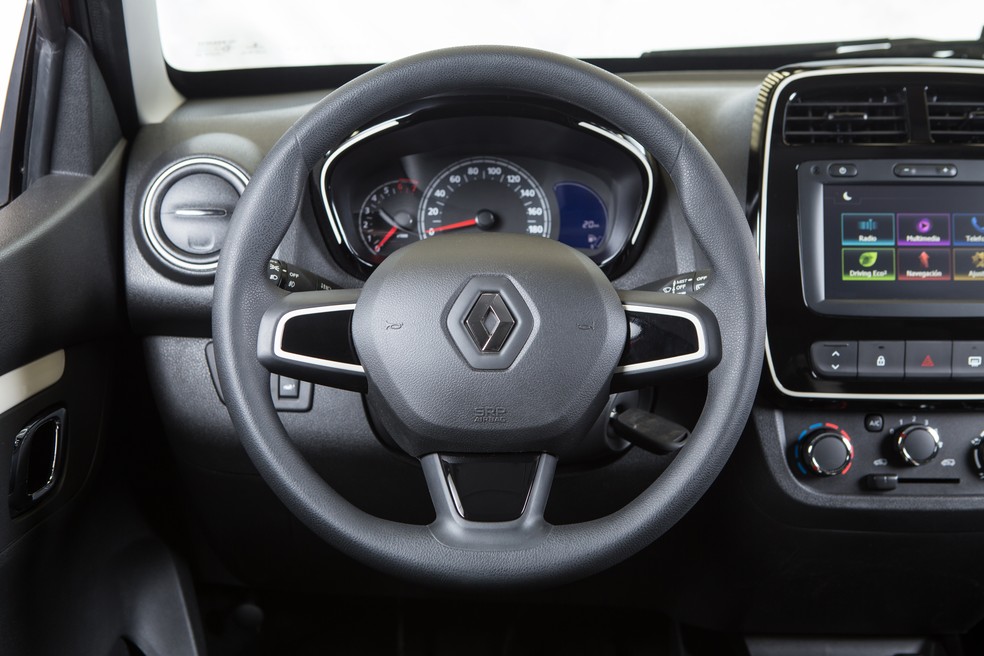 Renault Kwid Intense com Pack Connect — Foto: Divulgação