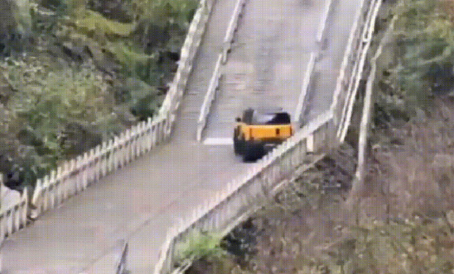 SUV da Chery despenca da Escada do Céu