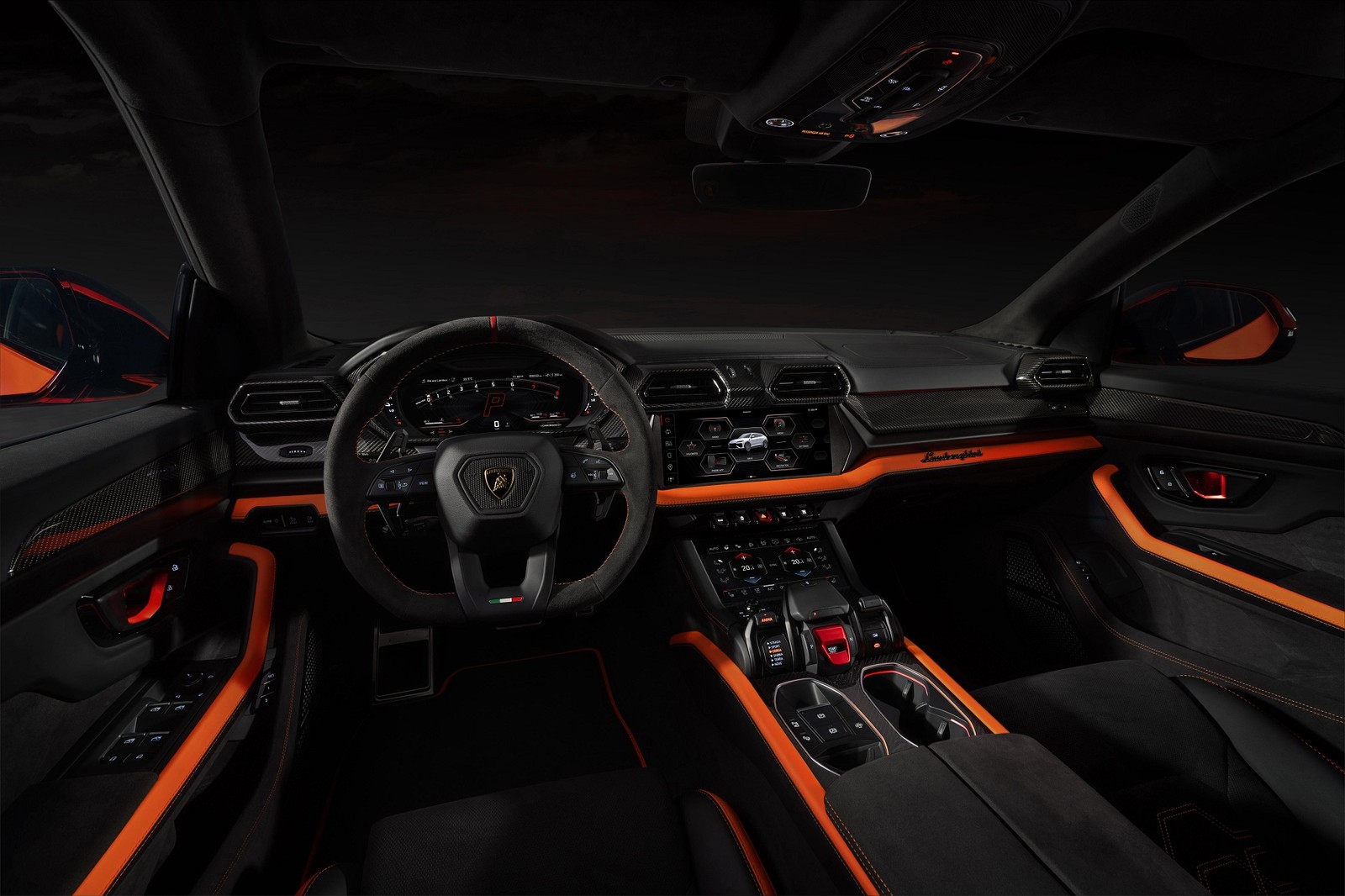 Lamborghini Urus SE Plug-in Hybrid — Foto: Divulgação