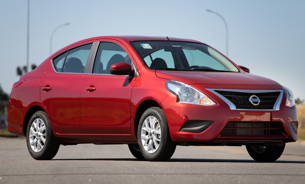 Nissan Versa V-Drive — Foto: Divulgação