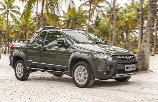 Fiat Strada 2011 Cabine Estendida