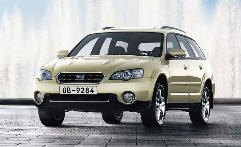 Subaru Outback 2004 (Foto: Divulgação) — Foto: Auto Esporte