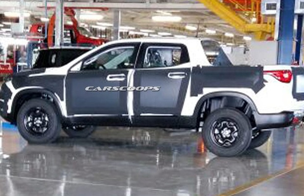 Fiat Toro é flagrada na fábrica de Goiana, Pernambuco (Foto: Reprodução) — Foto: Auto Esporte