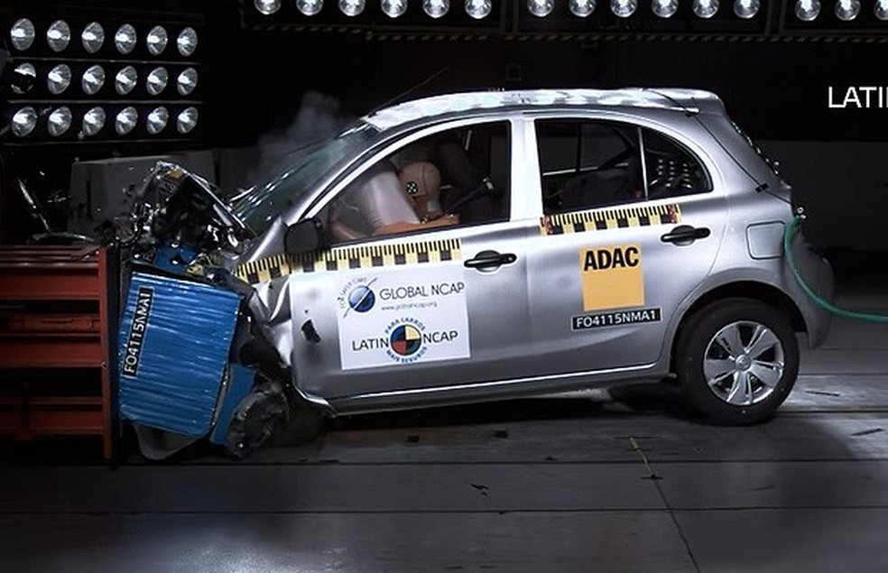 Nissan March em crash test do Latin NCAP (Foto: Latin NCAP) — Foto: Auto Esporte
