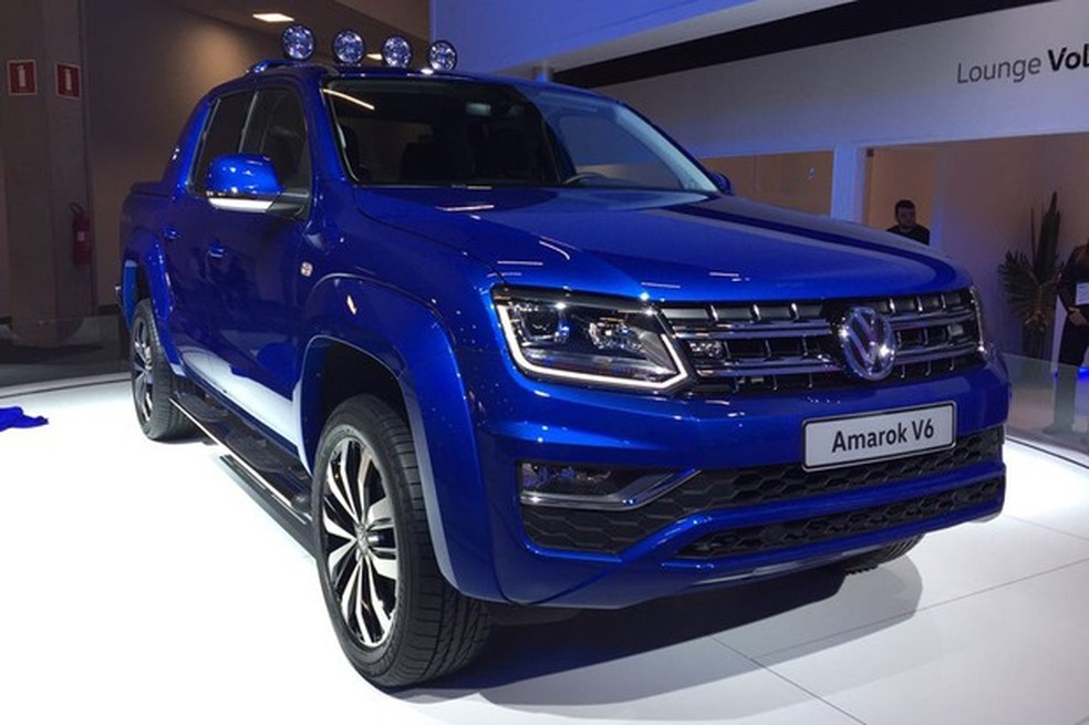 Volkswagen Amarok V6 no Salão do Automóvel 2016 (Foto: Auto News Brasil) — Foto: Auto Esporte