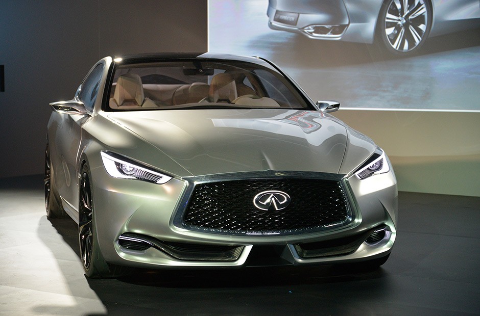Infiniti Q60 no Salão de Detroit 2015