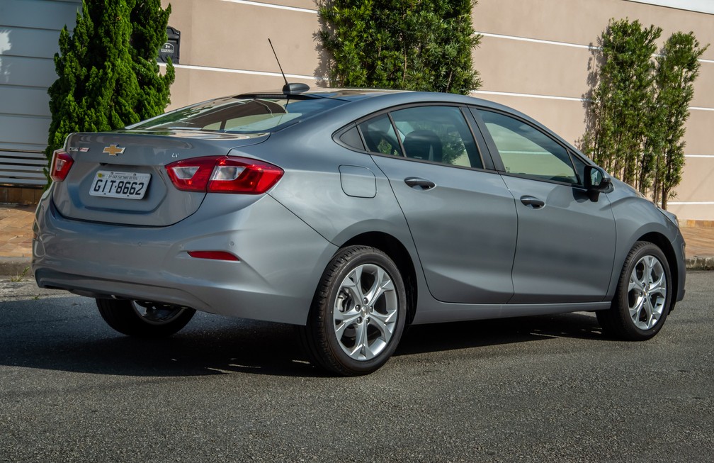 Lanternas e rodas são as mesmas do modelo antigo — Foto: Divulgação/Chevrolet