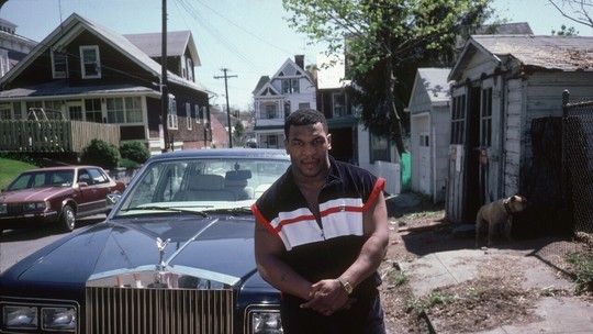 
Mike Tyson distribuía Rolls-Royce entre os amigos e deu um à polícia para não ser preso
