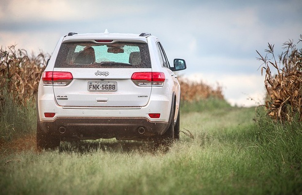 Jeep Grand Cherokee a diesel (Foto: Renato Durães) — Foto: Auto Esporte