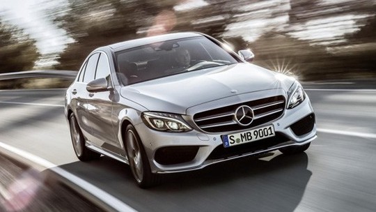Mercedes-Benz Classe C estreia em agosto no Brasil