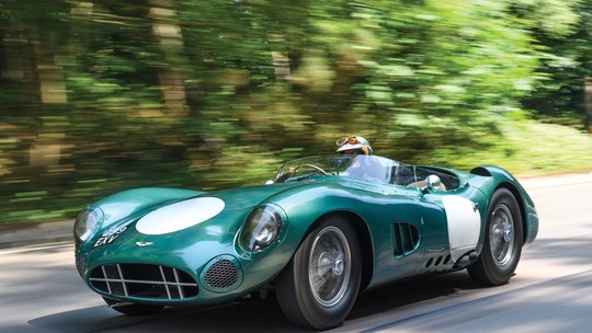 Aston Martin DBR1 é vendido por R$ 71 milhões e bate recorde