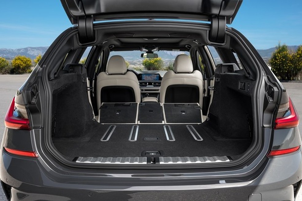 Porta malas carrega de 500 l a 1.510 l com os bancos rebatidos (Foto: Divulgação) — Foto: Auto Esporte