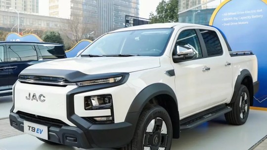 JAC Hunter EV será irmã elétrica da picape diesel; híbrida está em estudo