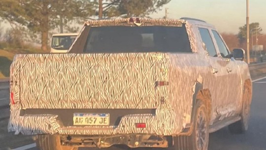 Flagra: nova Volkswagen Amarok com base chinesa surge pela 1ª vez em testes