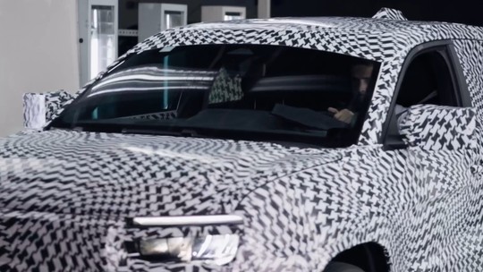 Jeep Avenger inicia produção no Brasil; veja como é o novo SUV de entrada