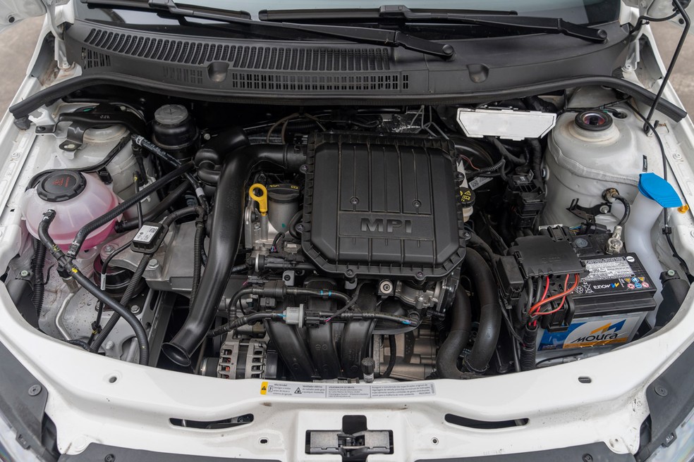 Motor 1.0 de três cilindros do Volkswagen Gol produz 84 cv — Foto: Bruno Guerreiro/Autoesporte