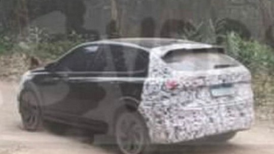 Flagra: Volkswagen Nivus GTS enfim sai da toca com rodas do Jetta GLI