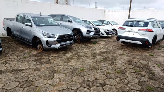 Ladrões roubam rodas de Corolla Cross e Hilux e causam prejuízo de R$ 75 mil a concessionária Toyota