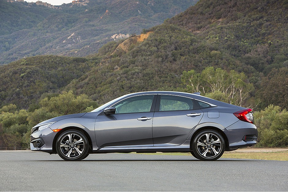 Aceleramos o novo Honda Civic que chega este ano