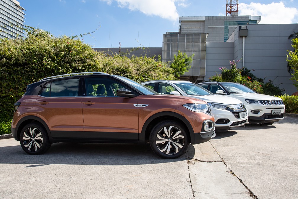 Volkswagen T-Cross, Honda HR-V e Jeep Compass — Foto: Celso Tavares/G1