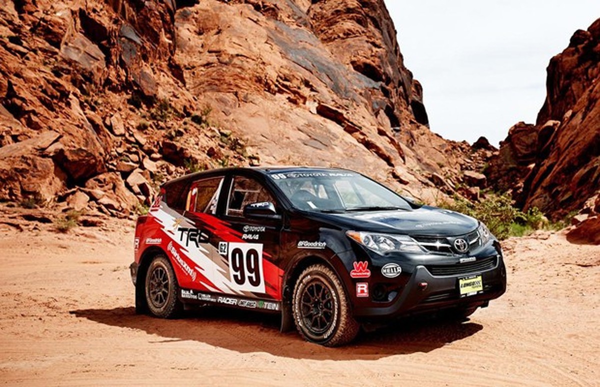 Рав 4 94. Toyota rav4 Rally. Toyota rav4 TRD. Тойота рав 4 ТРД. Тойота рав 4 офф роуд.
