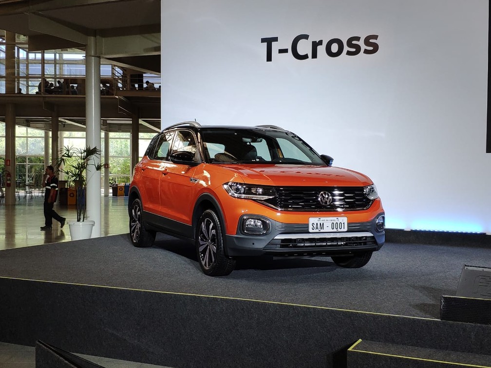 Volkswagen T-Cross na fábrica da marca em São José dos Pinhais (PR) — Foto: André Paixão/G1