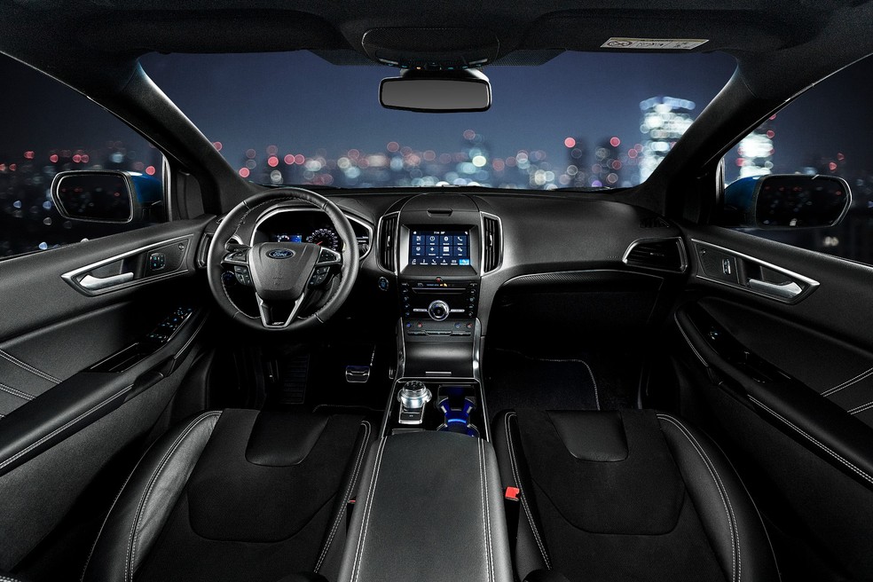 Ford Edge ST foi o primeiro a dispor do pacote de assistência ao motorista, chamado Co-Pilot — Foto: Divulgação