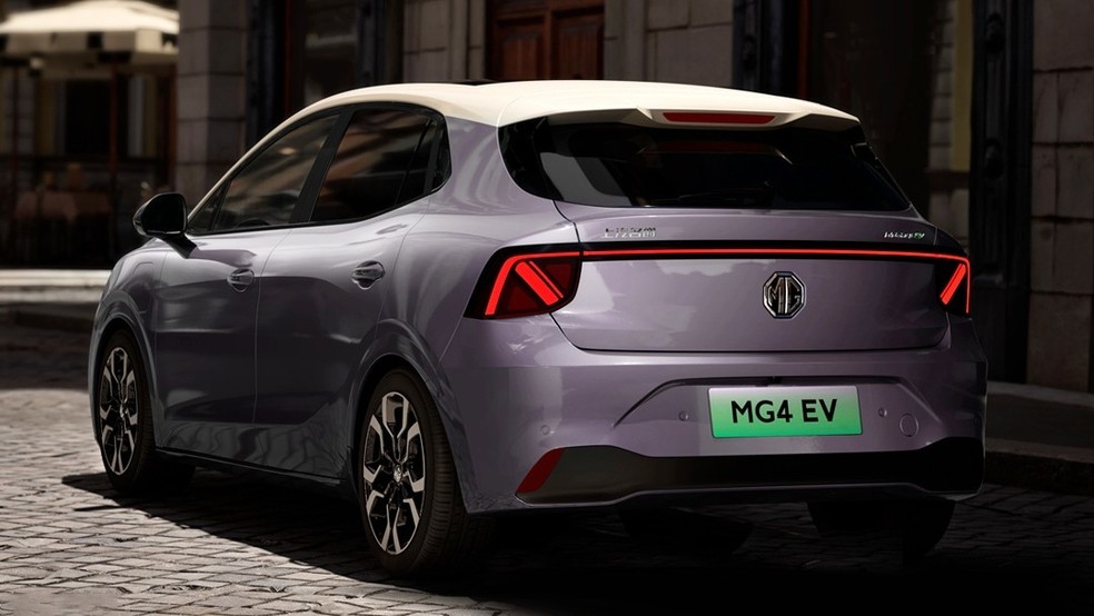 Novo MG4 tem lanternas que simulam setas — Foto: MG/Divulgação