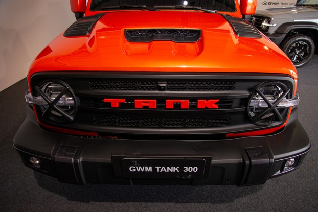 GWM Tank 300 - grade dianteira