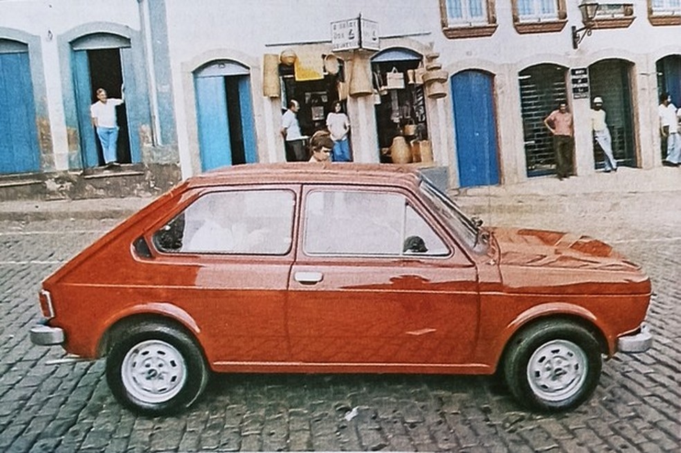 O Fiat 147 foi produzido entre 1976 e 1986 — Foto: Auto Esporte