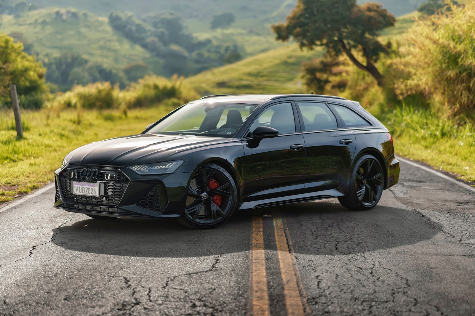 Audi RS 6 Performance 2024 — Foto: Divulgação