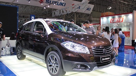 Suzuki S-Cross chega às lojas em maio e SX4 é raridade