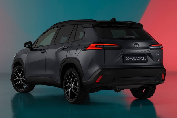 Toyota Corolla Cross GR Sport para Europa - estática