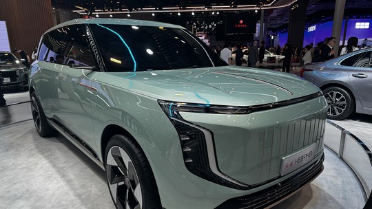 FAW, montadora mais antiga da China, estuda vender carros no Brasil