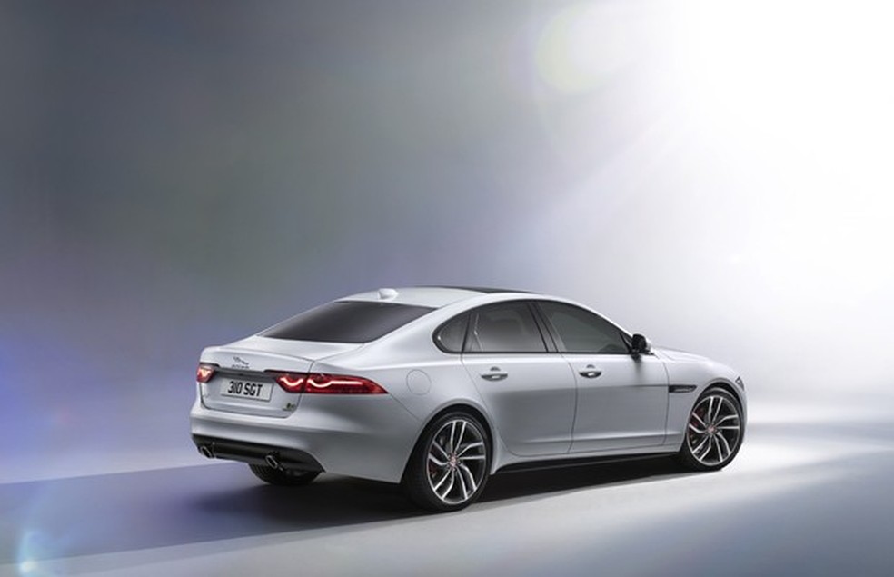 Jaguar XF 2016 (Foto: Divulgação) — Foto: Auto Esporte