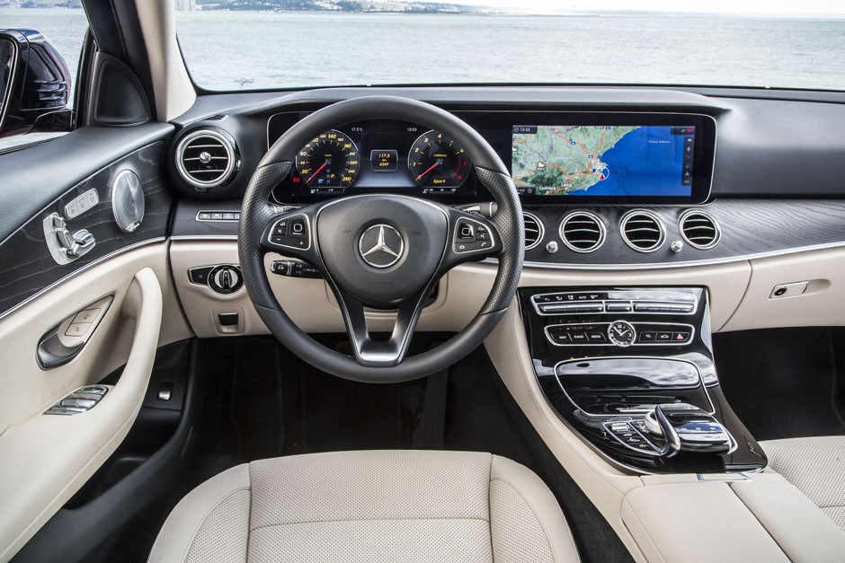 Mercedes-Benz E 300