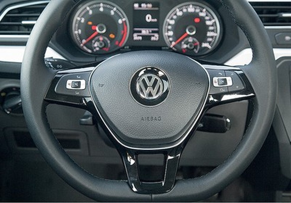 Volkswagen Voyage (Foto: Marcelo Spatafora/Autoesporte) — Foto: Auto Esporte